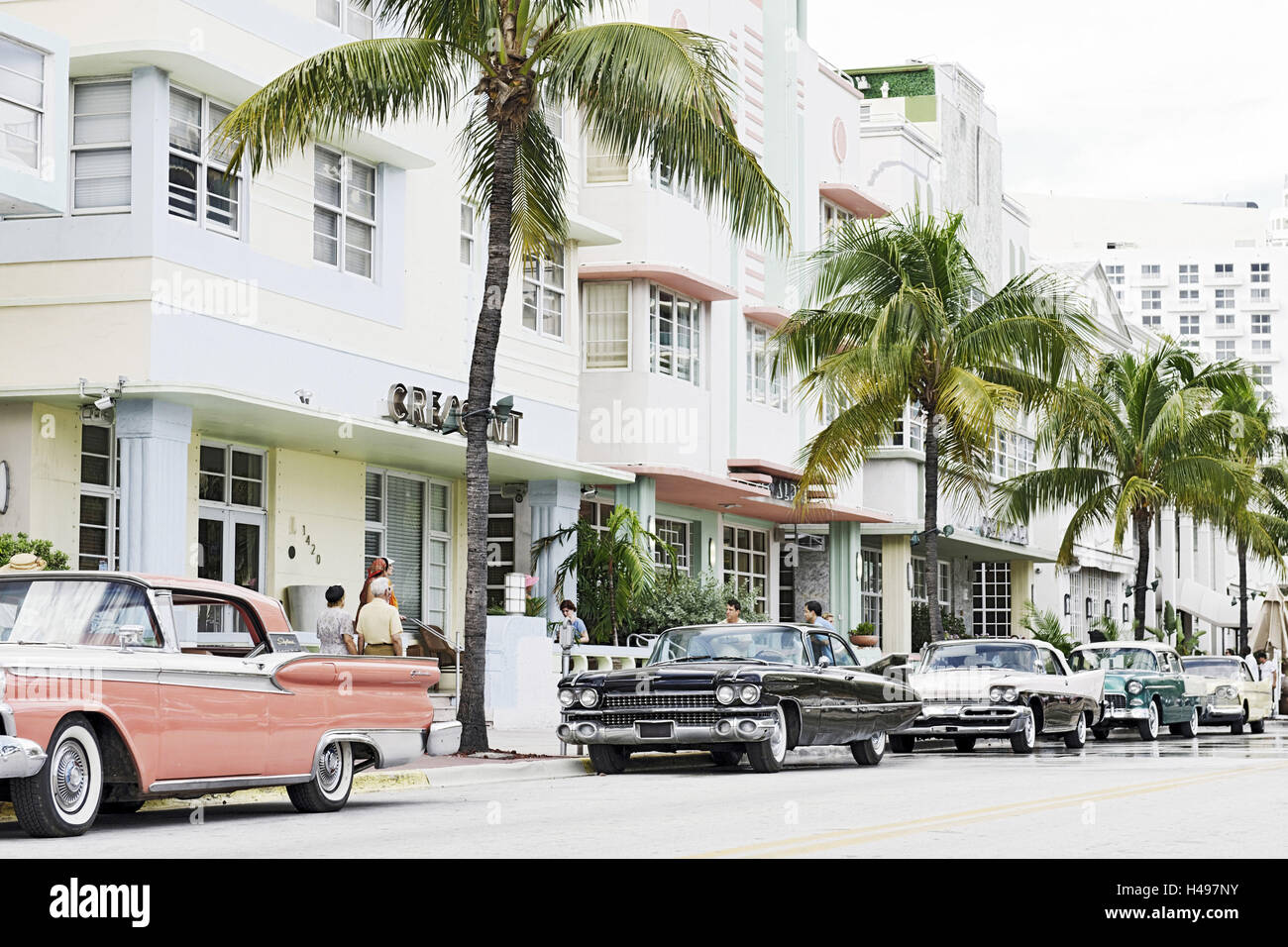 Amerikanische Oldtimer, Ocean Drive, Miami South Beach Art Deco District, Florida, USA, Stockfoto