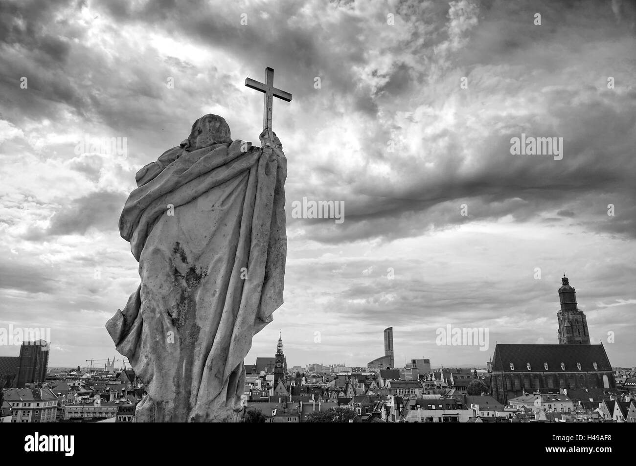 Panorama von Wroclaw/Breslau, Polen. Kulturhauptstadt Europas 2016. Blick vom mathematischen Turm. Stockfoto