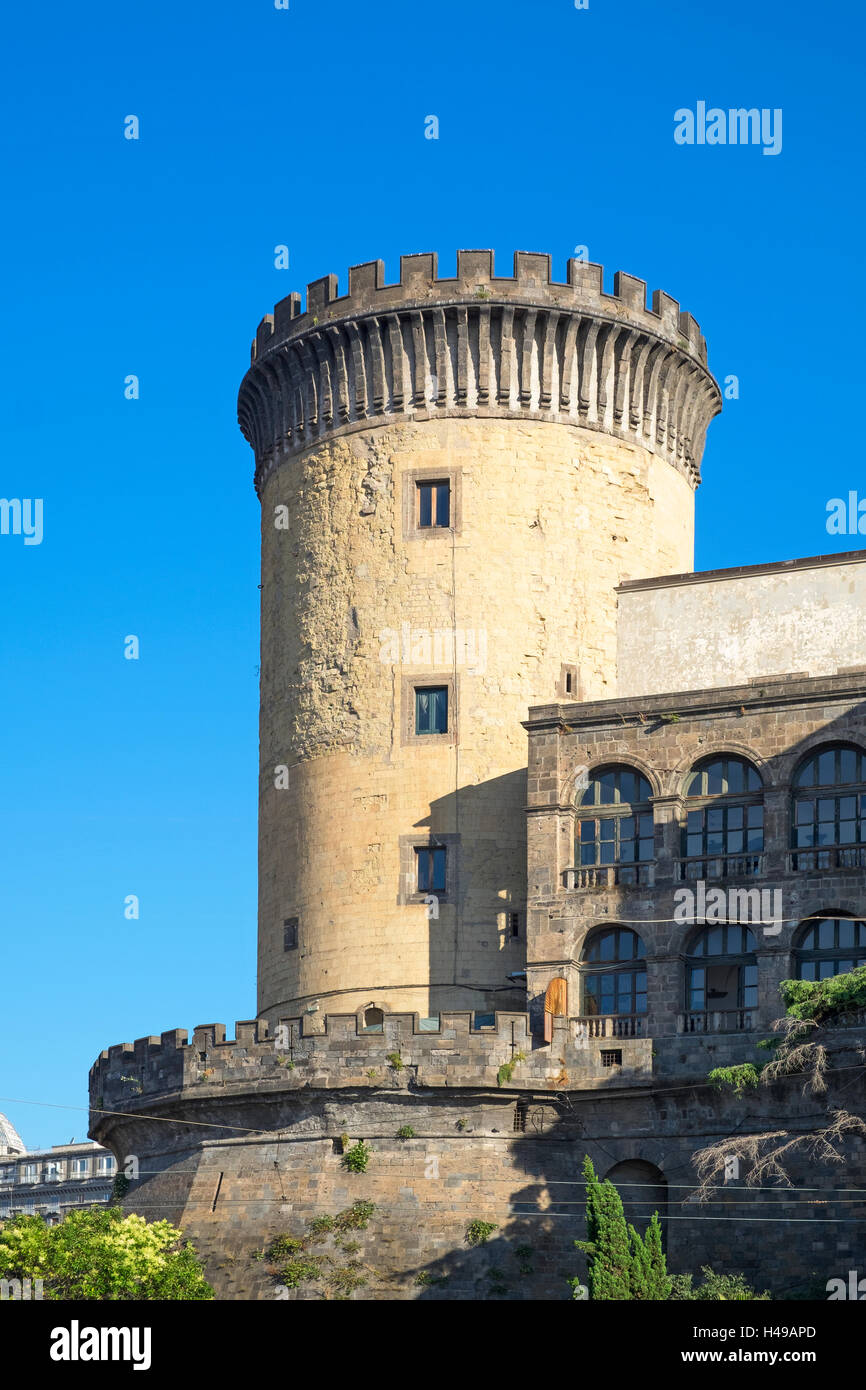 Castello nuovo Fotos und Bildmaterial in hoher Auflösung Alamy