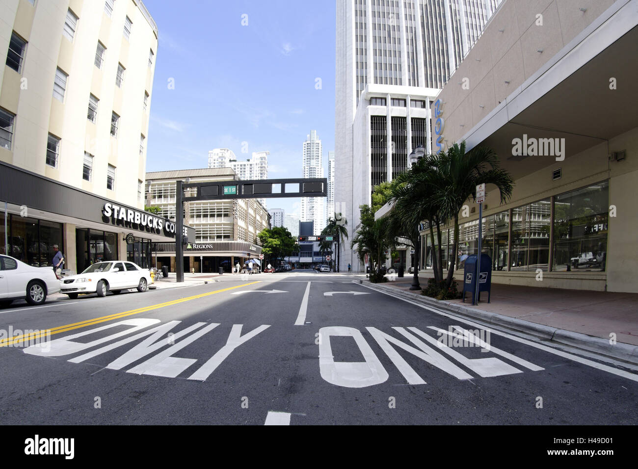 Kreuzung Bereich 'SE 1 Street", hohe steigt, Downtown Miami, Florida, USA, Stockfoto