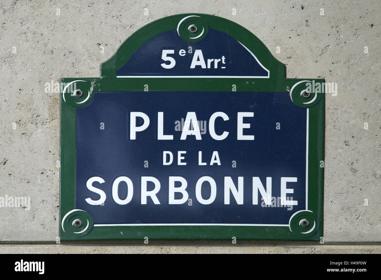 Frankreich, Paris, Unterkunft Latein, Haus, Detail, Wehrmauer, signieren, Place De La Sorbonne, Europa, Stadt, Hauptstadt, Stadtzentrum, Straßenschild, Straßenname, Schild, Wand, Mauer, Gebäude, Orientierung, Raum, mittlere Nahaufnahme, draußen Stockfoto