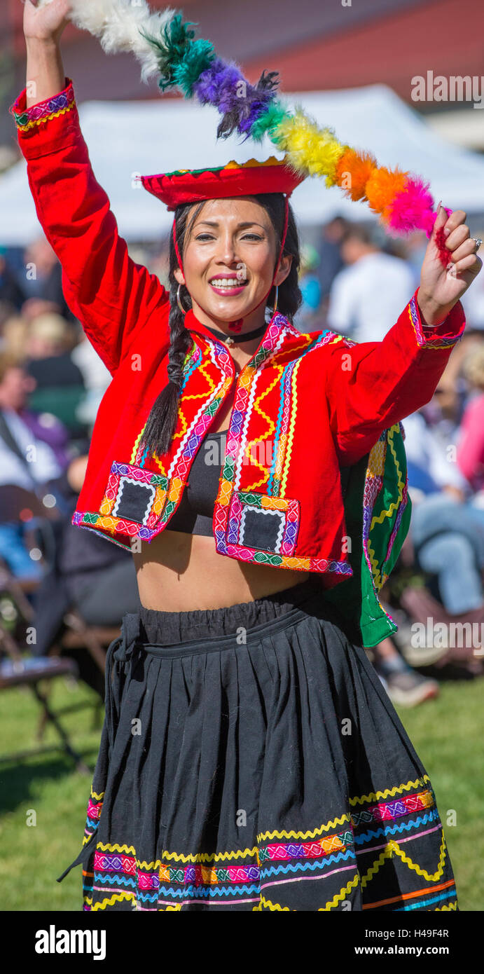 Nachgestellte Schafe Festival, peruanischen Tänzern und Musikern Folklife Messe, Sun Valley, Kechum, Ahd Hailey, Idaho Stockfoto