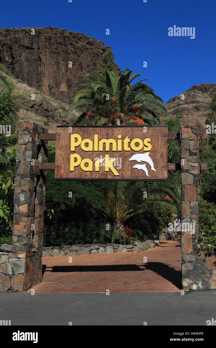 Kanarische Inseln, Korn Canaria, Palmitos Park, Schilder, Hochformat, Spanien, Delfinarium, Vulkan Landschaft, Landschaft, Natur, Himmel, blau, Palm, Attraktion, Tourismus, niemand, Schilder, Tipp, Stockfoto