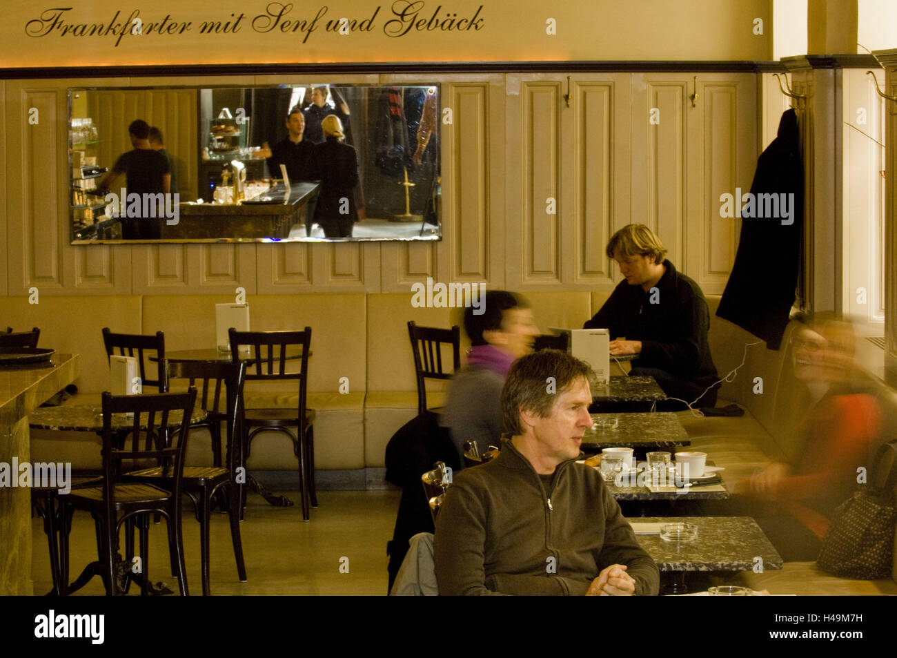 Österreich, Wien, Cafe Drechsler, links Vienna-Linie 22, Stockfoto