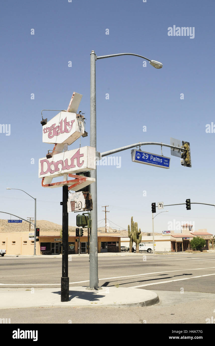 Straße, Schilder, California, Yucca Valley, USA, Stockfoto