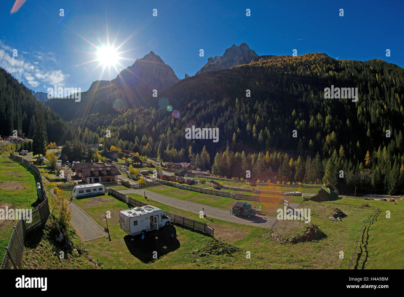 Italien, Südtirol, Lagorai, Dolomiten, Pozza Tu Fassa, camping Vidor, Stockfoto