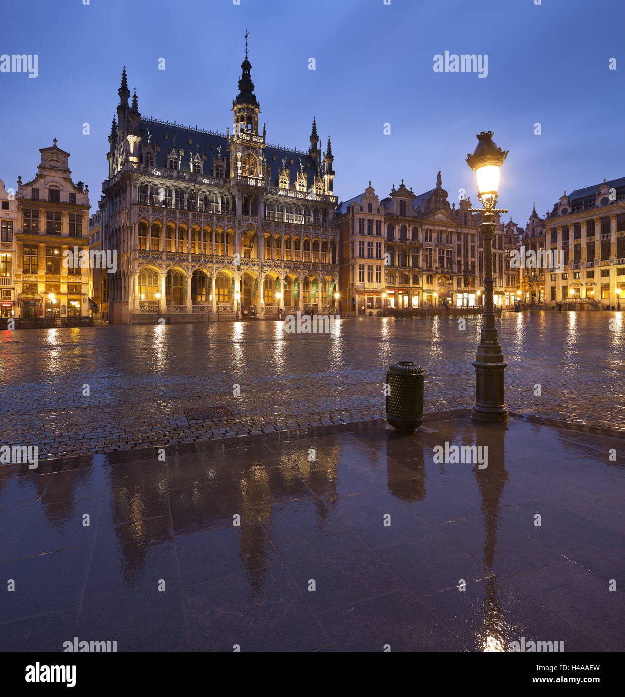 Belgien, Brüssel, Grand-Place, Grote Markt, Abend, Stockfoto