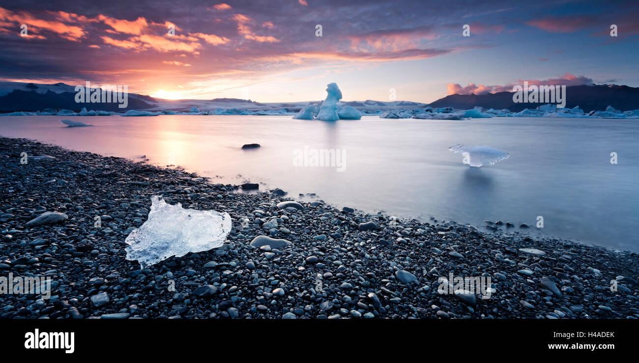 Island, Jökulsarlon, Vatnajökull, Gletschersee, Sonnenuntergang, Stockfoto