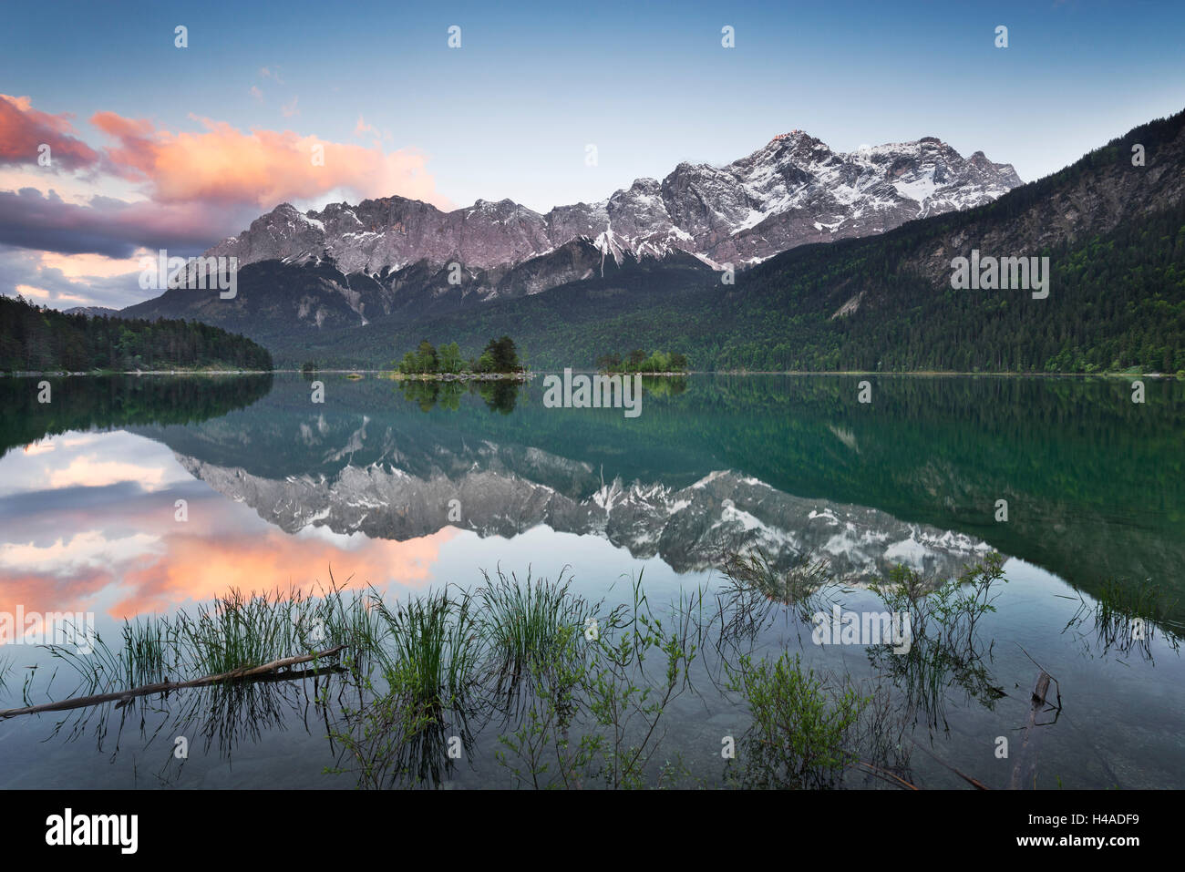 Deutschland, Bayern, "Eibsee" (See), Bergen, Stockfoto