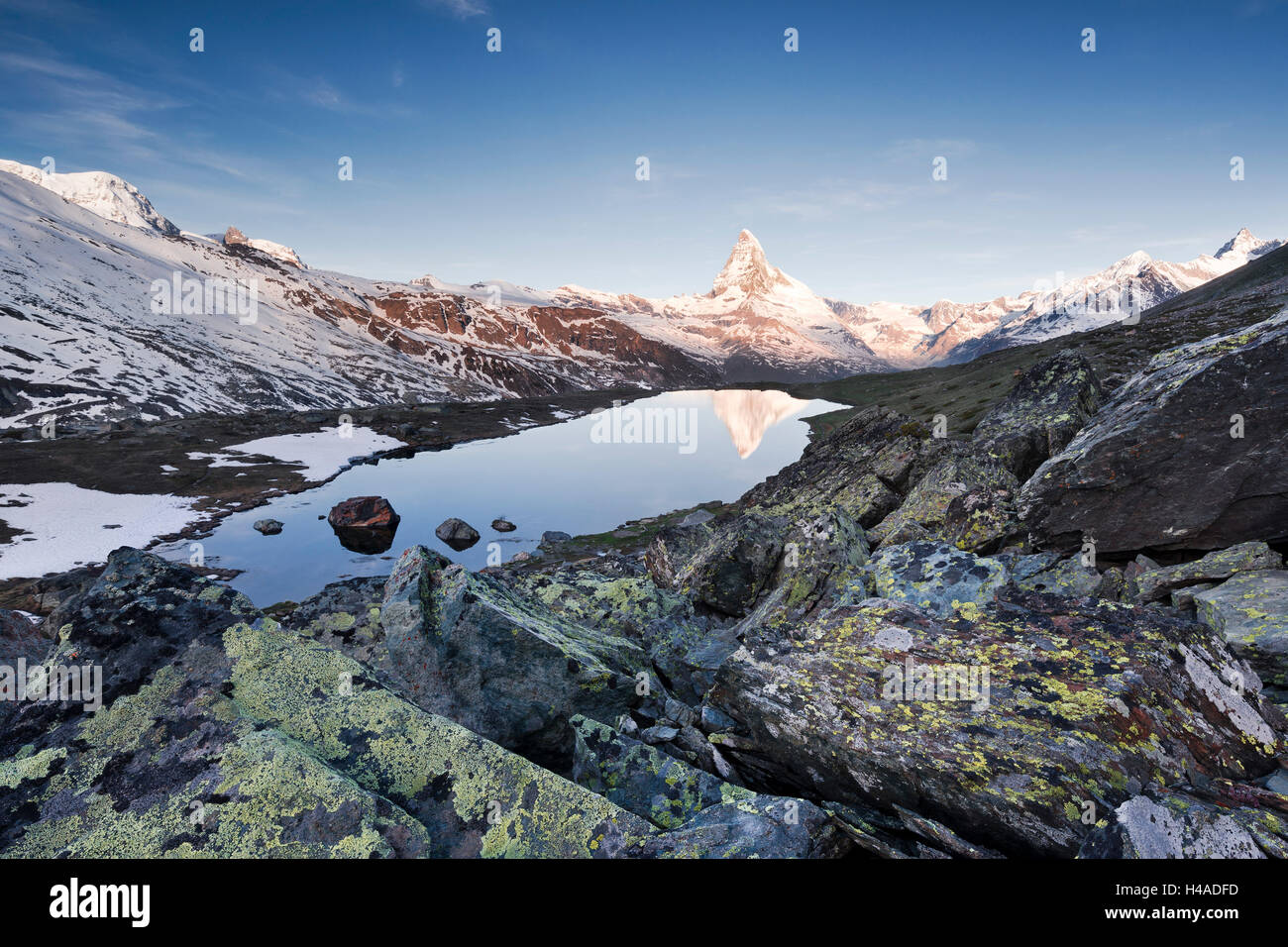 Schweiz, Zermatt, Matterhorn, Stellisee (See), Walliser Alpen, Stockfoto