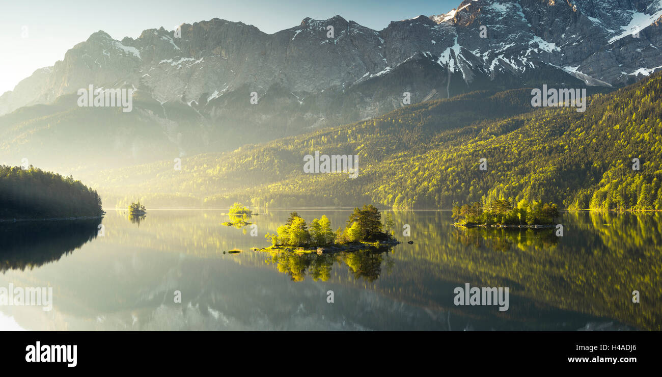 Deutschland, Bayern, "Wettersteingebirge" (Wetterstein-Gebirge), "Eibsee" (See), Stockfoto