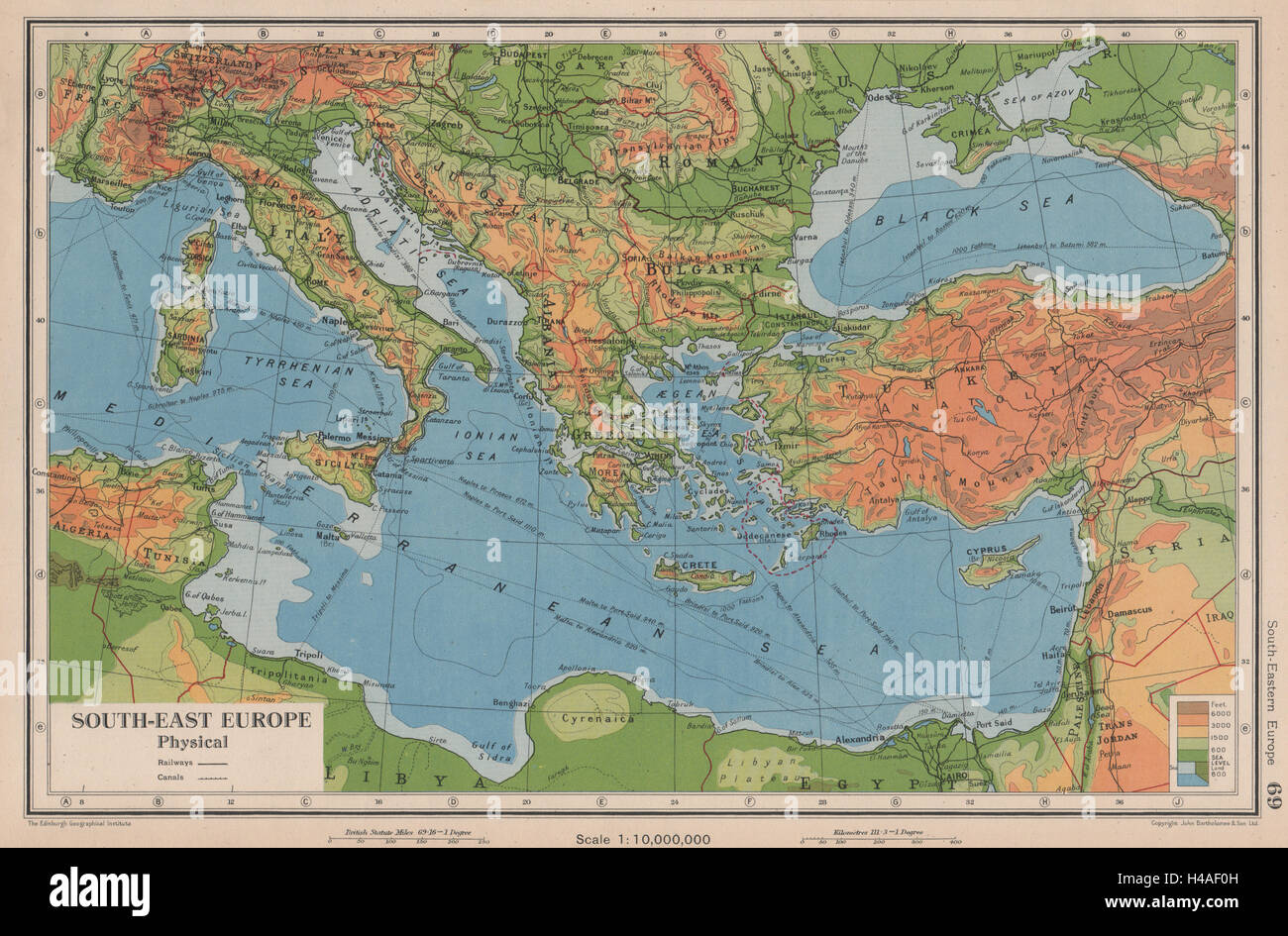 SÜDOSTEUROPA. Erweiterten Ungarn. Italienischen Istrien. Bartholomäus 1944 alte Vintage Karte Stockfoto
