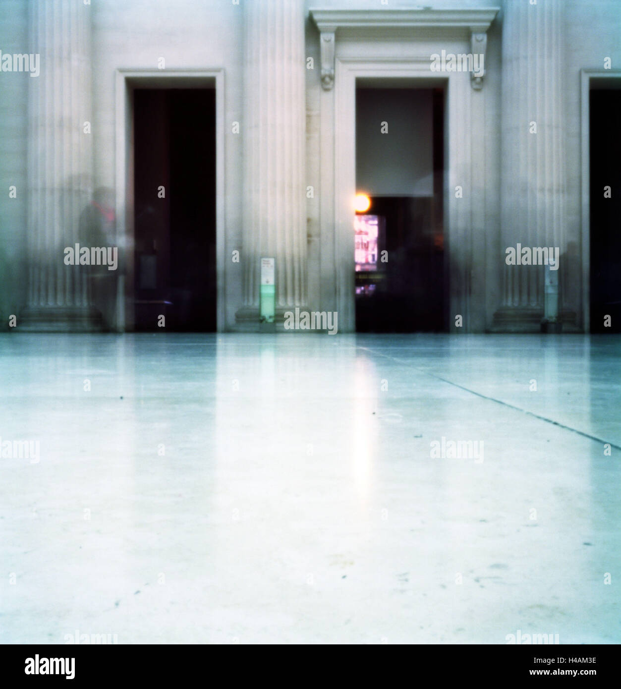 Museum, Eingang, Säulen, Türen, Stockfoto