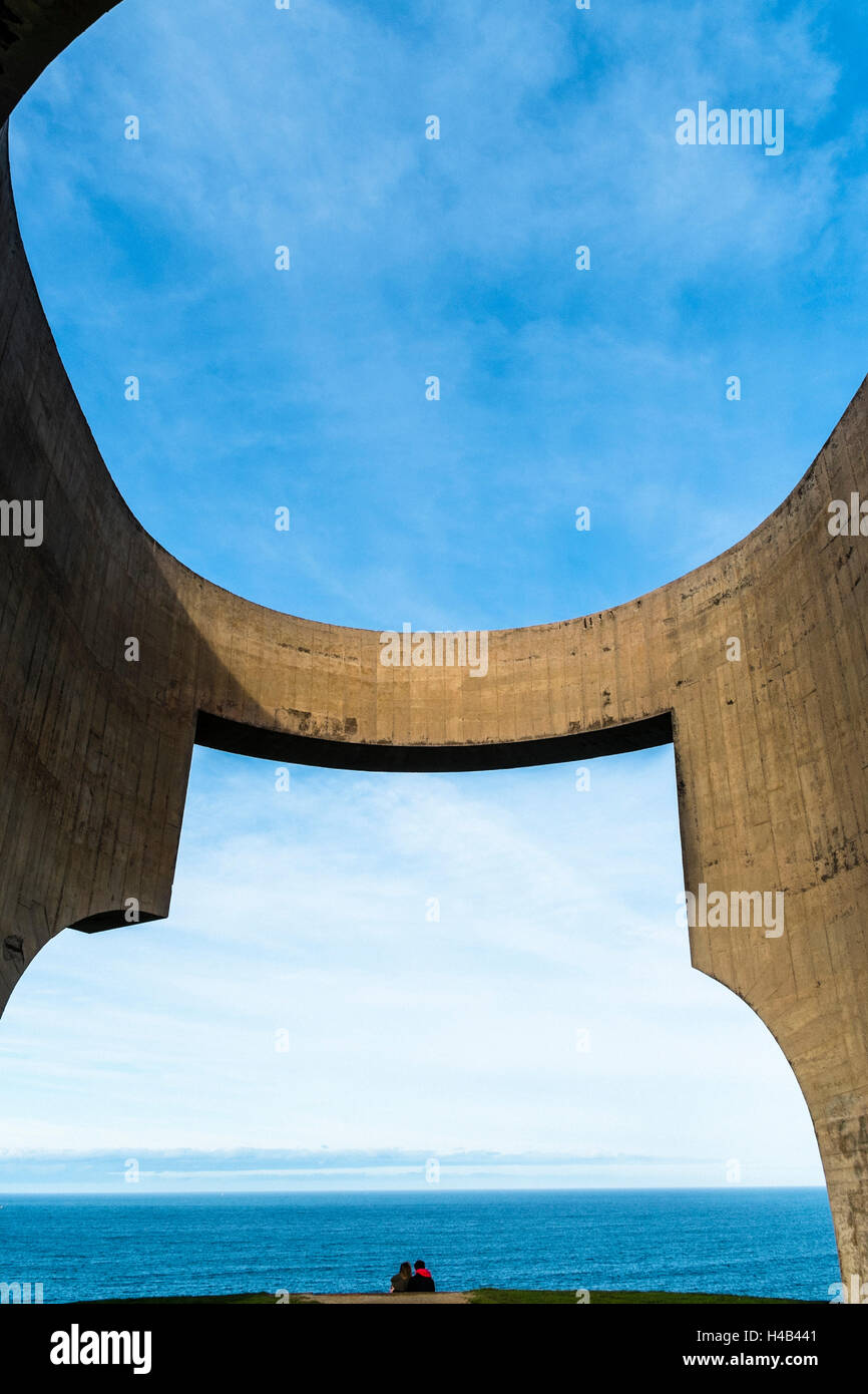 Laudatio auf den Horizont von Eduardo Chillida öffentliches Denkmal in Gijon Stadt Asturien Spanien Stockfoto