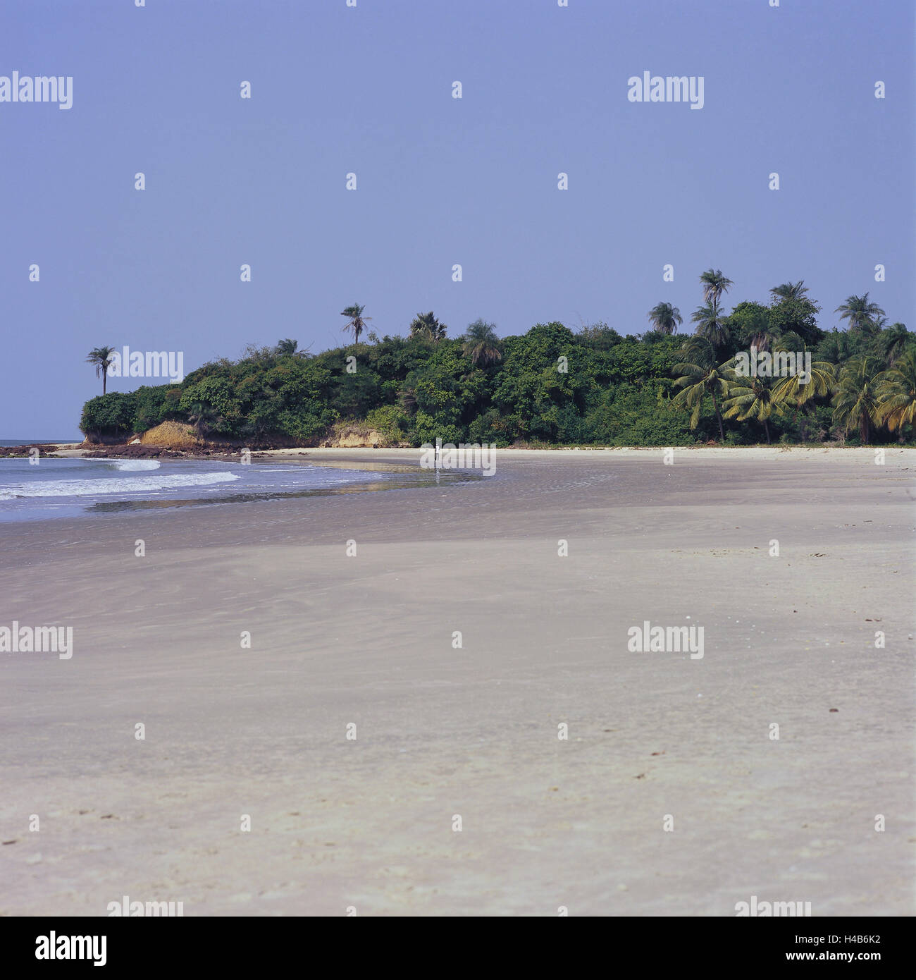 Senegal, Bass Casamance, Cap Skirring, Strand, Meer, Afrika, West Africa, niedrigere Casamance, Küste, Küstenlandschaft, Vegetation, Holz, Palmen, Sandstrand, Sand, Kinderwagen, Stockfoto