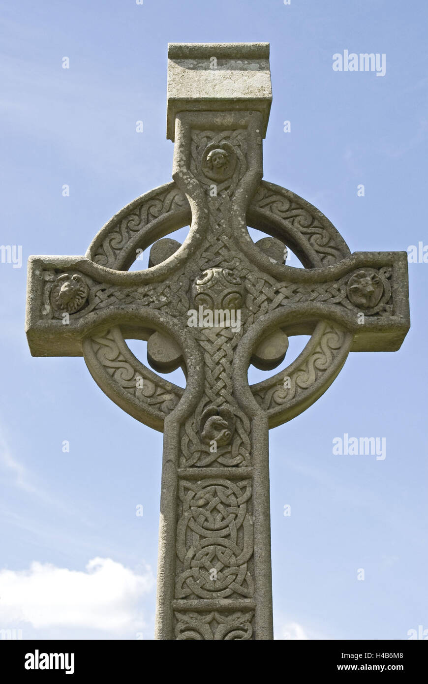 Leinster, Irland Wicklow, Glendalough, Kreuzgang Pflanze, 6. Jhdt., Friedhof, Kreuz auf hohem Niveau, Stockfoto