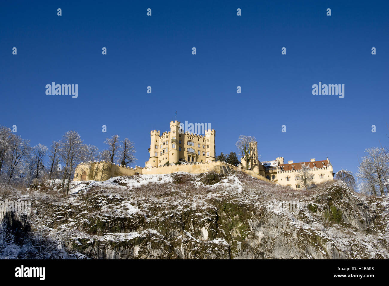 Hohenschwangau Schloss im Winter, Deutschland, Bayern, Schwaben, Osten Allgäu, Schwangau, Stockfoto