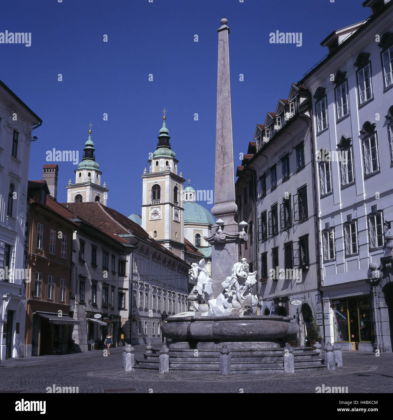 Slowenien, Ljubljana, Altstädter Ring, Mestni Trg, Robba Brunnen, St.-Nikolaus-Kathedrale, Stockfoto