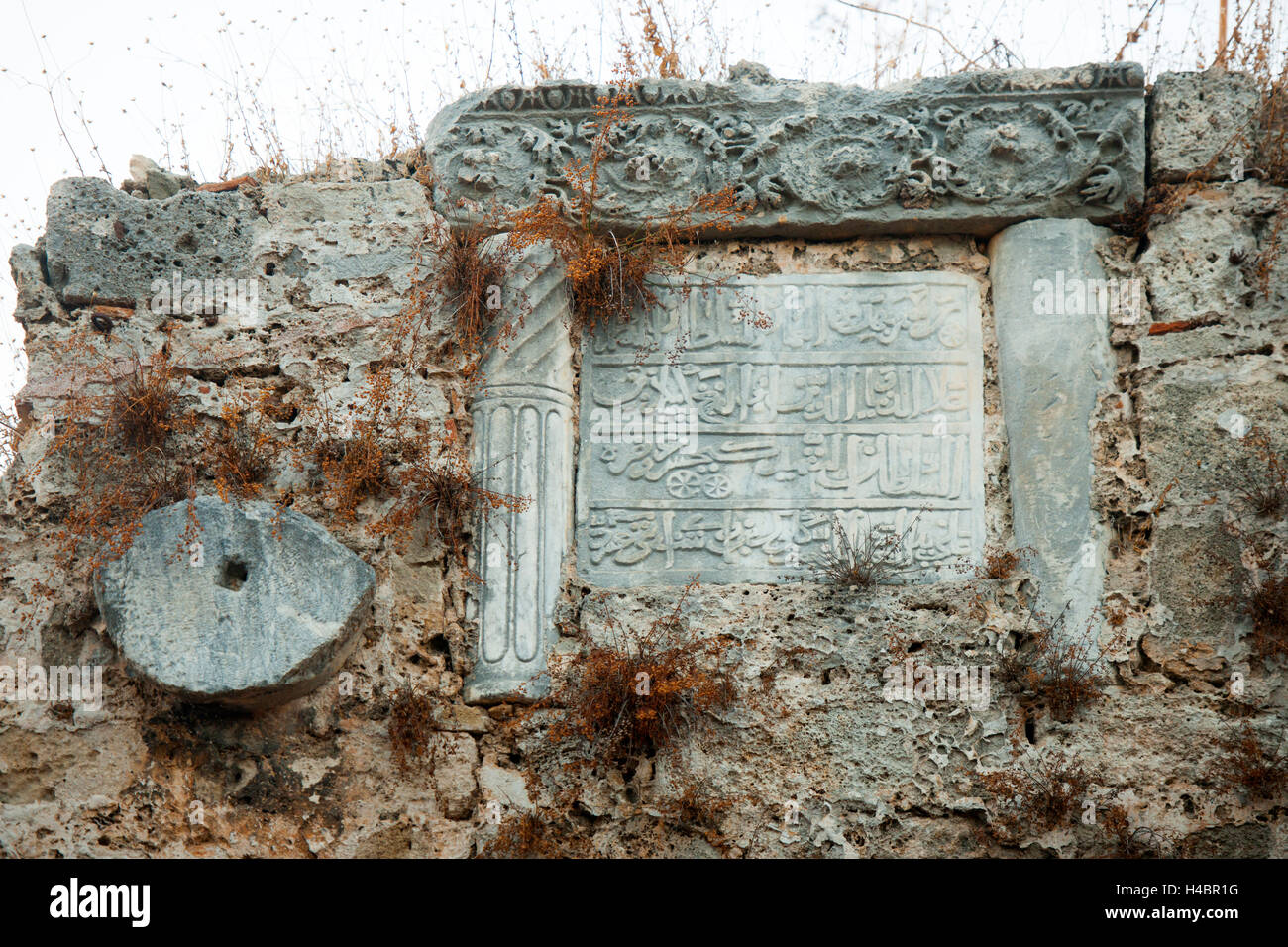 Türkei, Antalya, Old Town, Spolien in der Stadtmauer Stockfoto