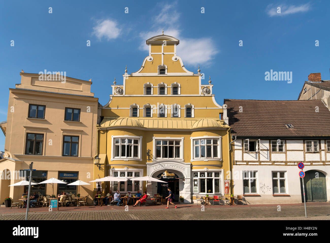 Alte Löwenapotheke alte Löwen Pharamacy in der historischen Altstadt, Hansestadt Wismar, Mecklenburg-Vorpommern, Deutschland Stockfoto