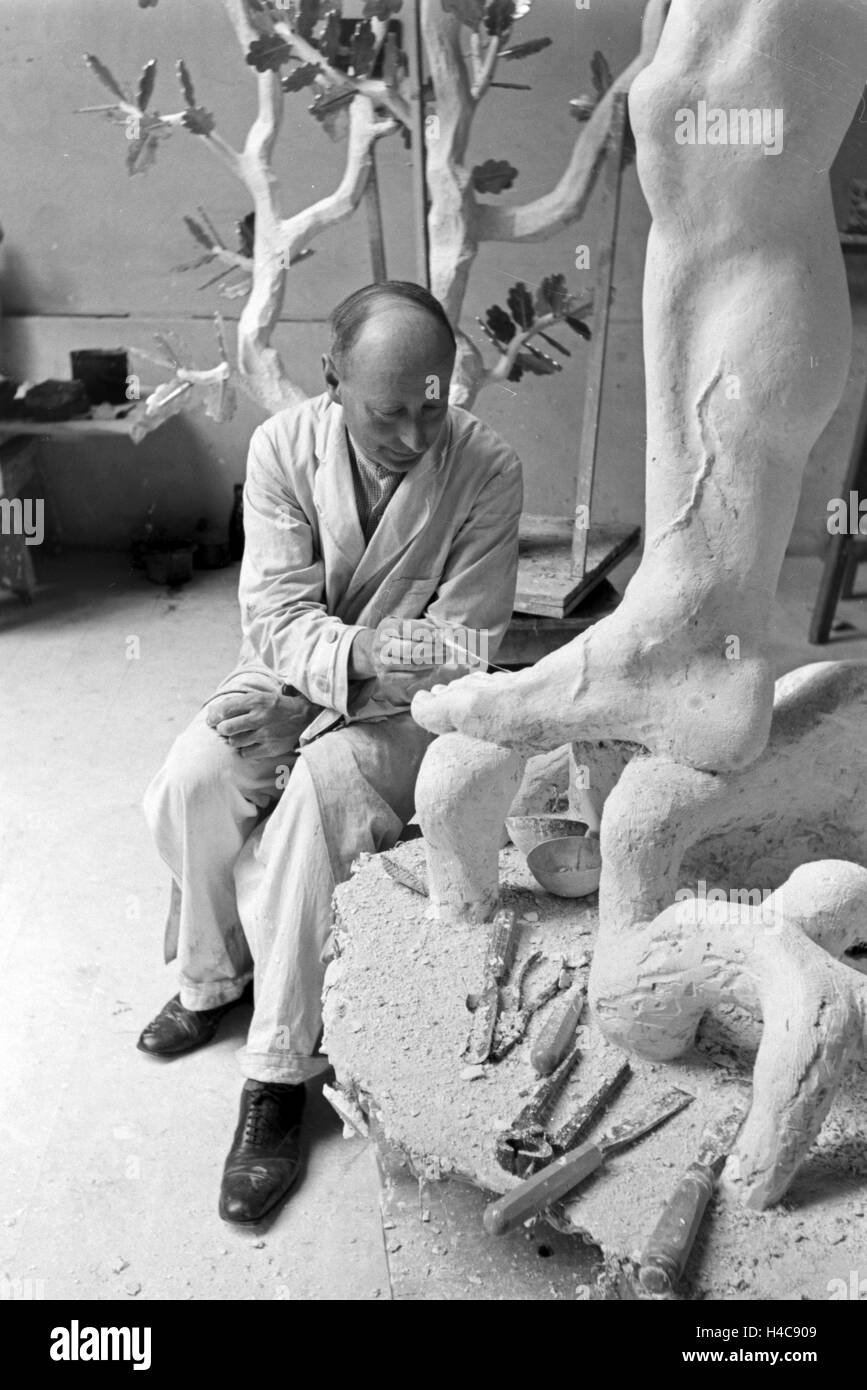 Vorbereitungen Für die Große Deutsche Kunstausstellung Im Neuen Haus der Kunst in München, Deutschland, 1930er Jahre. Vorbereitungen für die große deutsche Kunstausstellung im neuen Haus der Kunst in München, 1930er Jahre Stockfoto