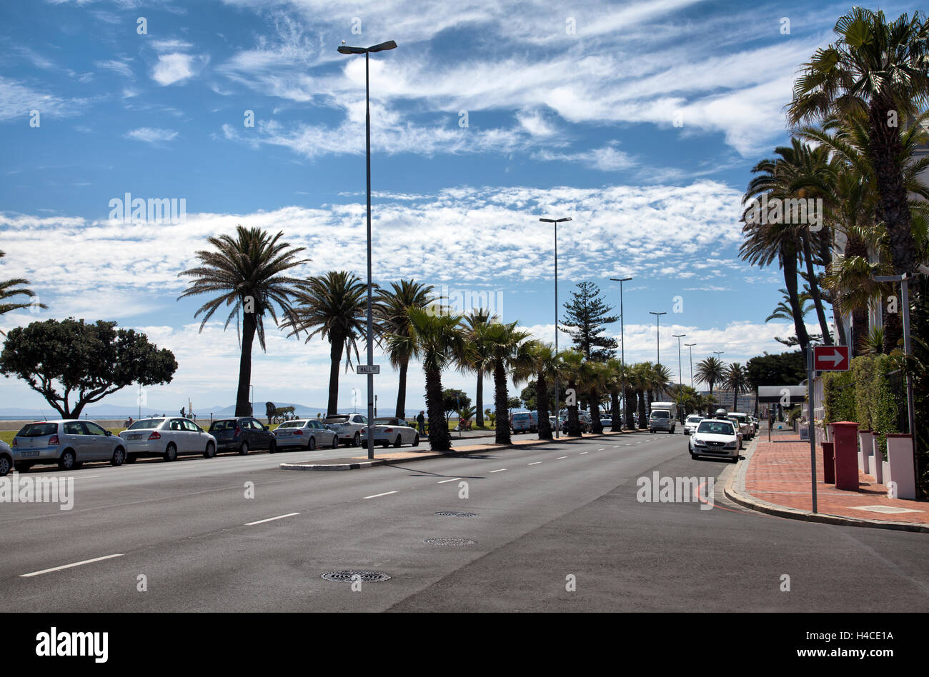 Sea Point Beach Road in Kapstadt - Südafrika Stockfoto