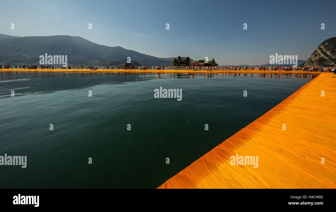Lago Iseosee, Floating Pier Christus Stockfoto
