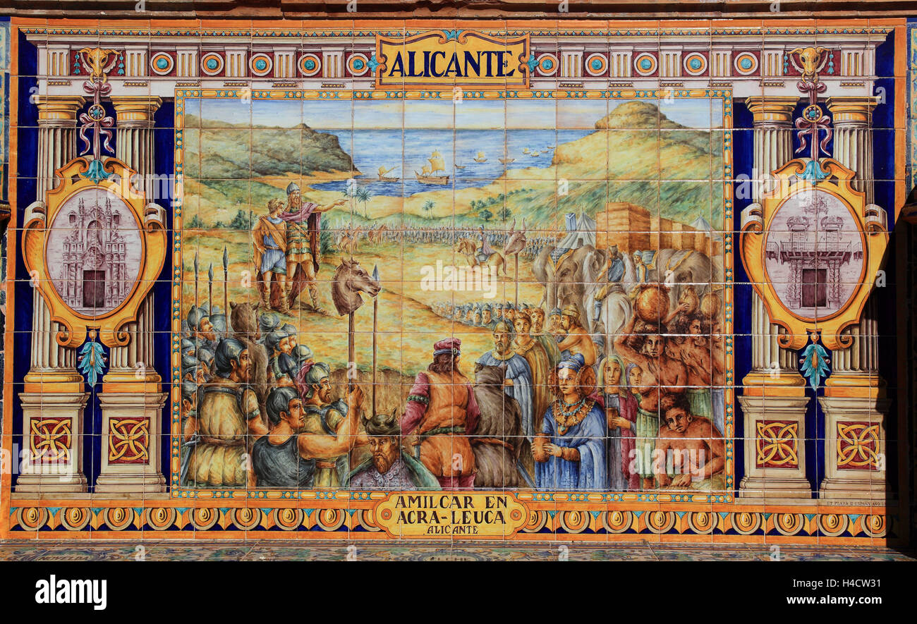 Spanien, Andalusien, Stadt Sevilla, in der Plaza de Espana, Ornamente aus Fliesen, beschreibt die ornamentale Kunst der vorliegenden 48 Provinzen Spaniens, hier Alicante Karten der Provinzen, Mosaike historische Ereignisse Stockfoto