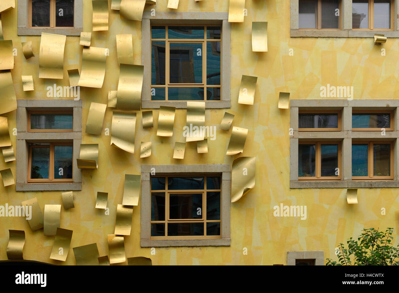 Der Hof der Elemente in der Kunsthofpassagen, Europa, Deutschland, Dresden, Sachsen Stockfoto