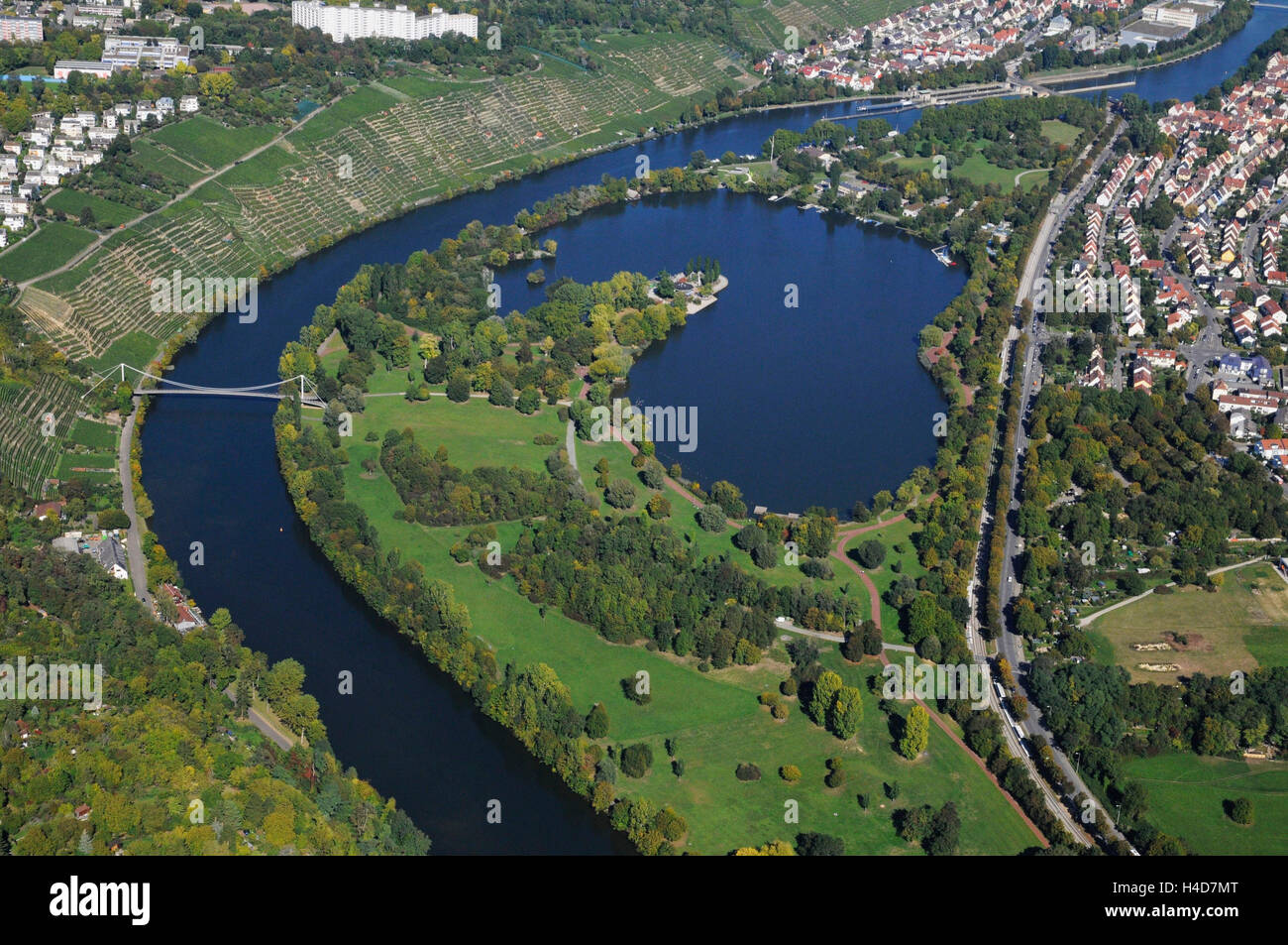 Luftbild, StuttgartHofen, Max Eyth See, Neckar, Max Eyth Brücke
