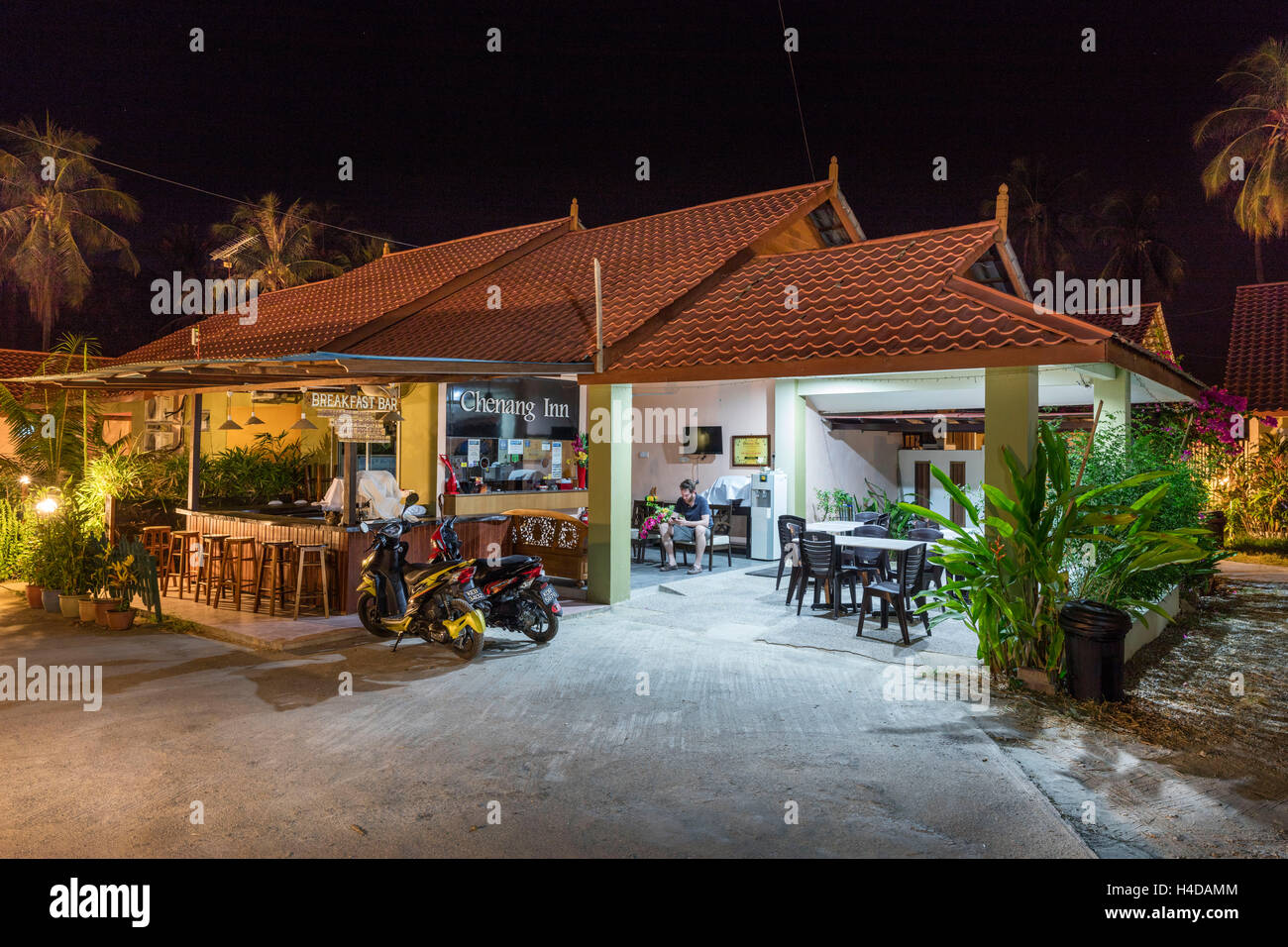 Herbergen in Cenang Beach, Langkawi, Malaysia, Kedah, Nacht, Licht, Beleuchtung, Tourismus, Übernachtung Stockfoto