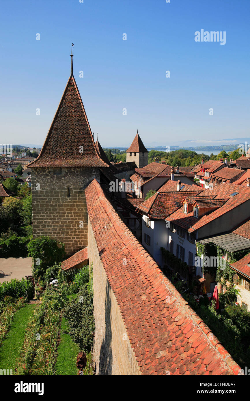 Stadtmauer von Murten im Kanton Freiburg, Schweiz Stockfoto