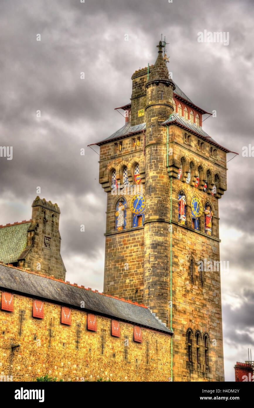 Viktorianische Uhrturm von Cardiff Castle - Wales Stockfoto
