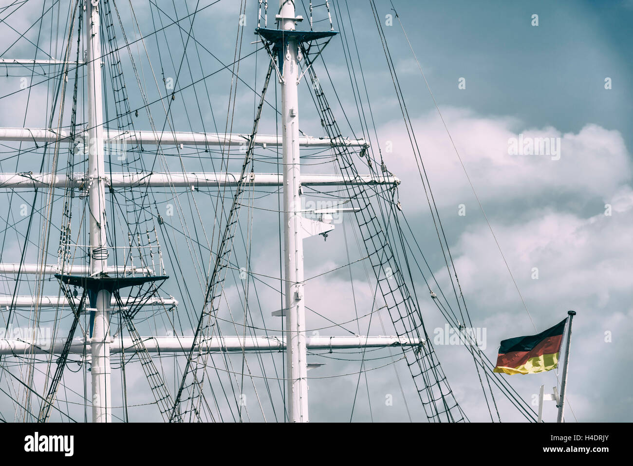 Stralsund, Mecklenburg-Western Pomerania, Deutschland, Europa, Takelage Schulschiff Gorch Fock im Hafen von Stralsund, Stockfoto