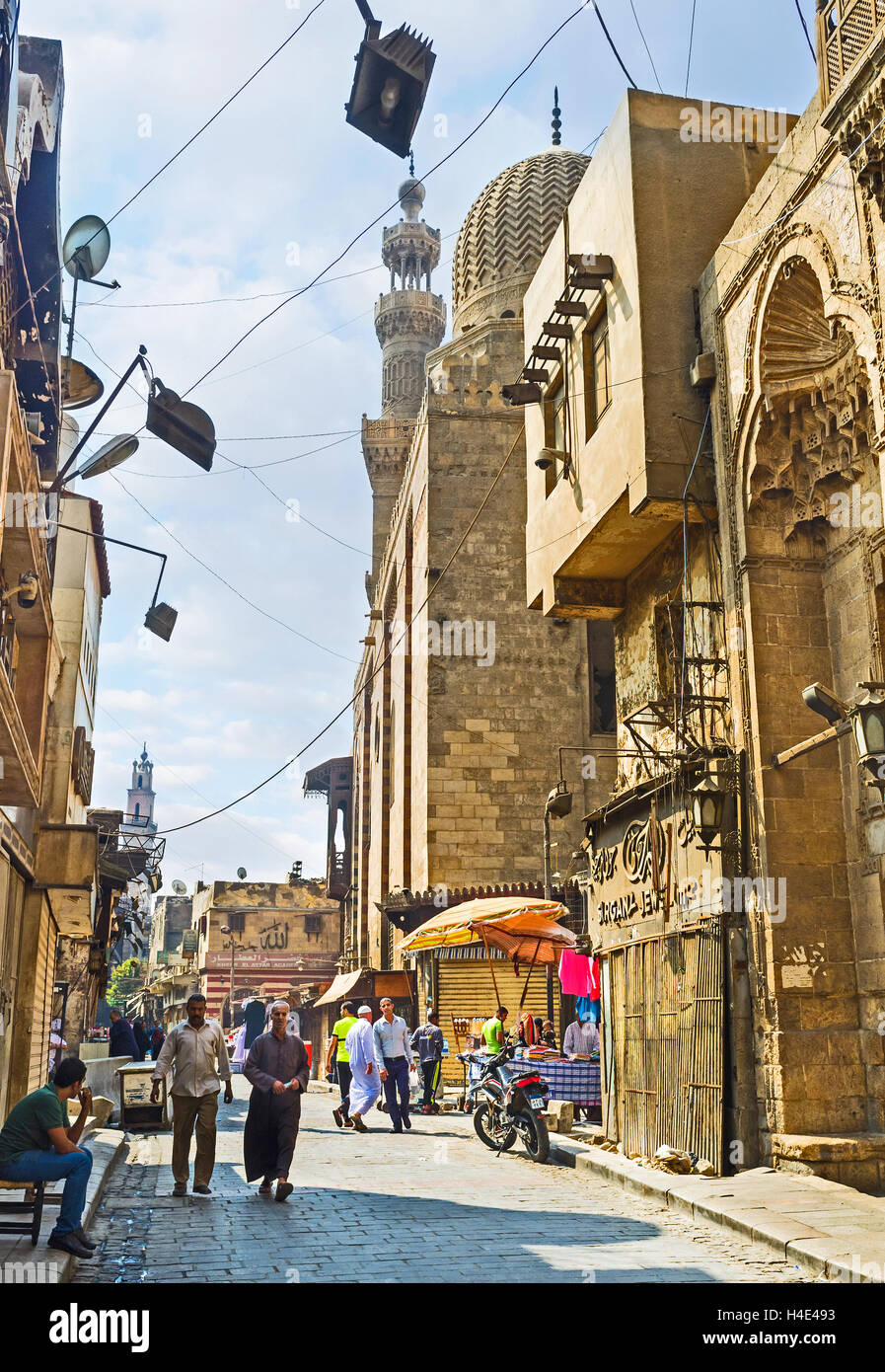 Der beste Weg, arabische Kultur in Ägypten zu entdecken ist, islamische Viertel mit seinen einzigartigen Souq und Moscheen, Kairo Ägypten zu besuchen Stockfoto