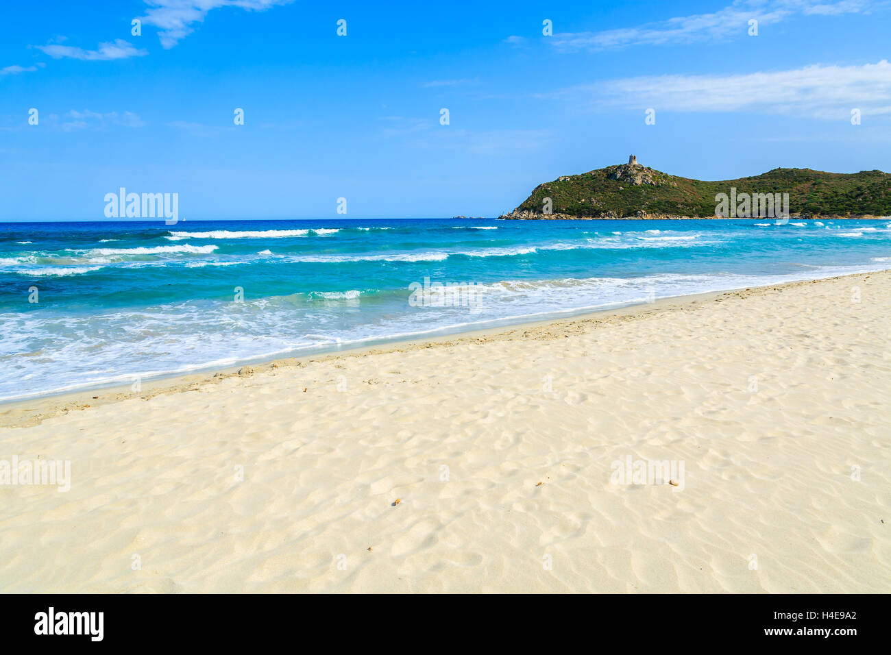 Idyllischen Strand von Porto Giunco mit azurblauen Meerwasser, Insel Sardinien, Italien Stockfoto