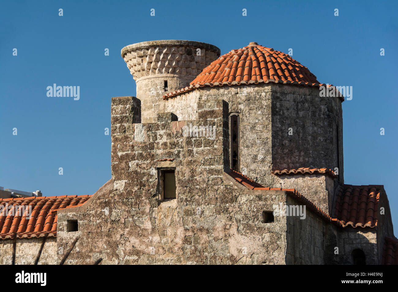 Rhodos, Kreuz-in-Platz Kirche "Agia Triada" Stockfoto