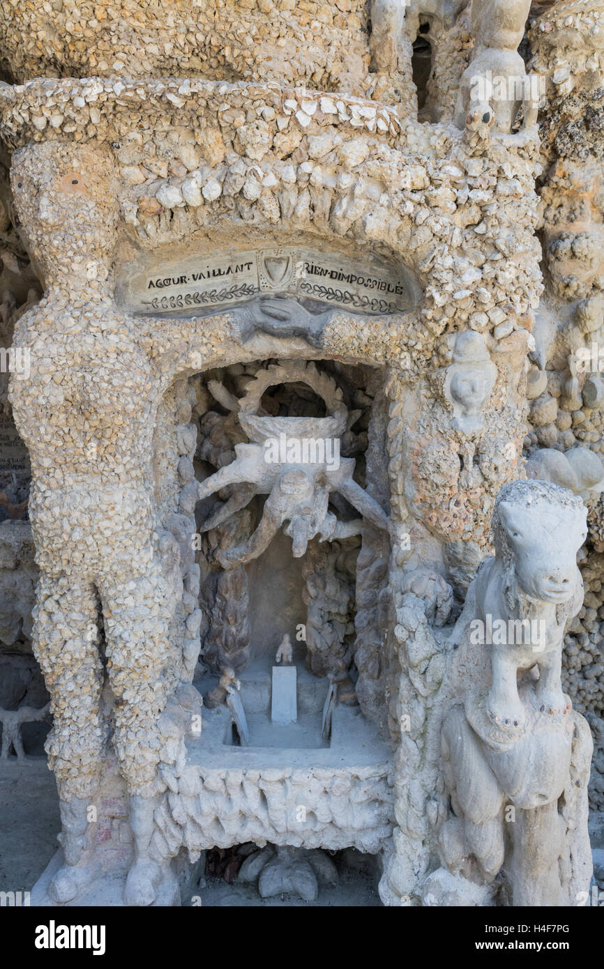 Le Palais Ideal, Ideal-Palast von Ferdinand Cheval, Hauterives, Departement Drome, Frankreich Stockfoto