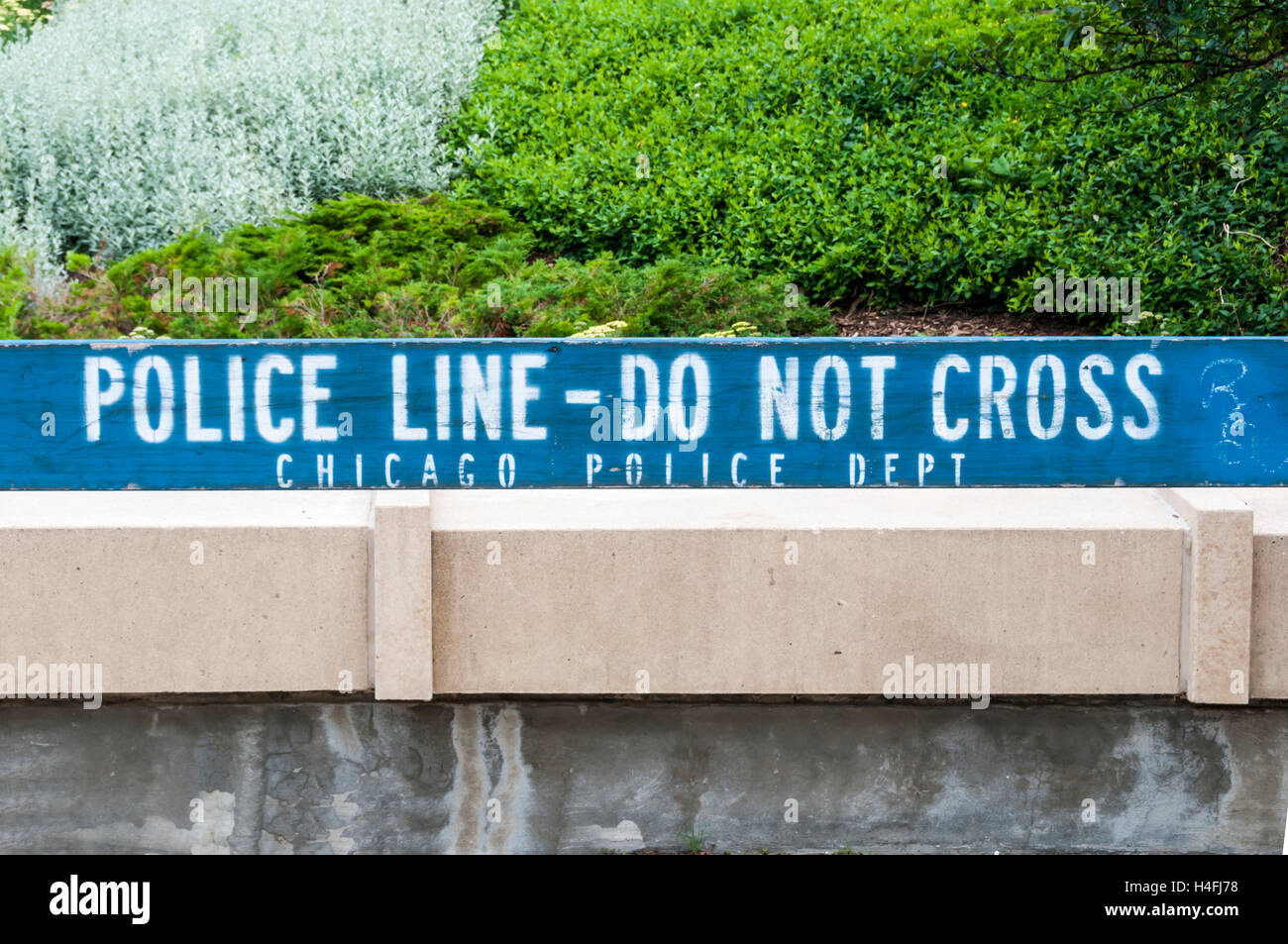 Polizei-Barriere mit den Worten, die Polizei tun keine Ziellinie, Chicago Police Dept. Stockfoto