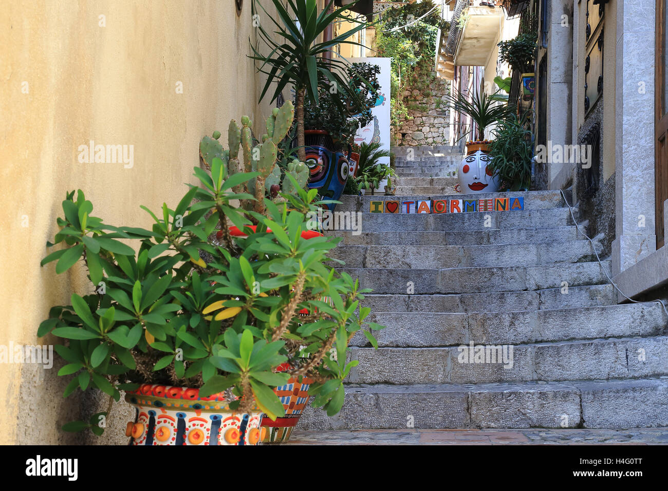 Straße in Taormina Stadt, Sizilien, Italien Stockfoto