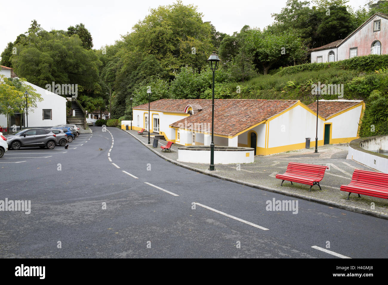 Typische Blick auf das Dorf auf der Insel Sao Miguel, Azoren Stockfoto
