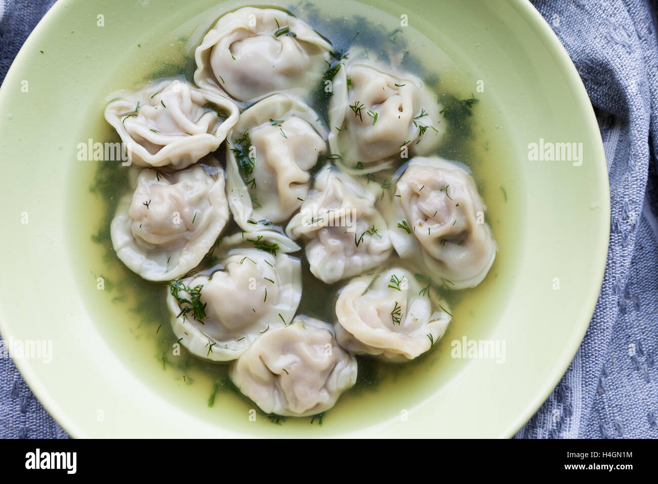 Russische echte hausgemachte Knödel Stockfoto