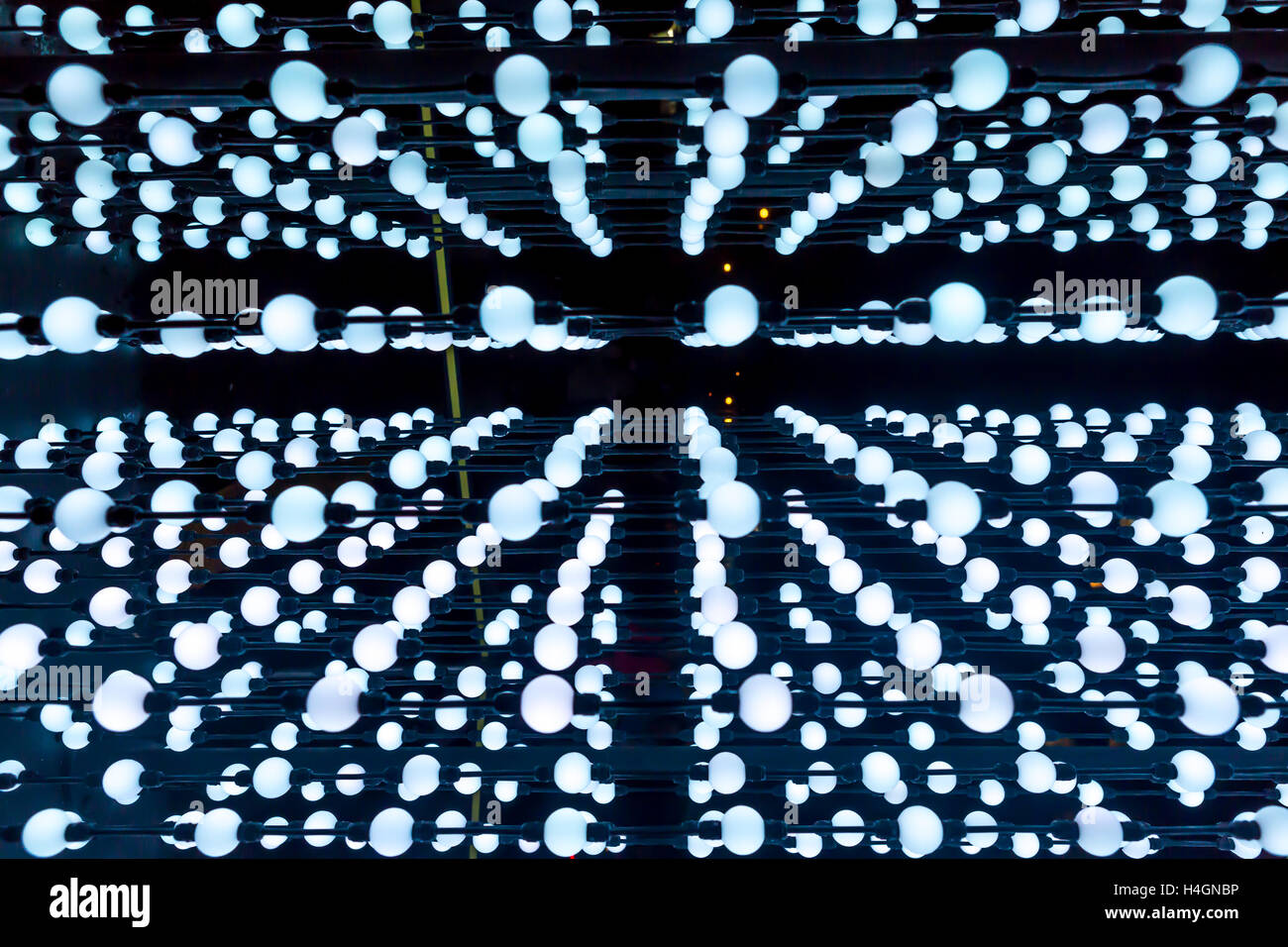 abstrakte Lichtpunkte, Fantasie abstrakte Technik Hintergrund, farbige Lichtkugeln in einem Raum beleuchtet anders, selektive focu Stockfoto