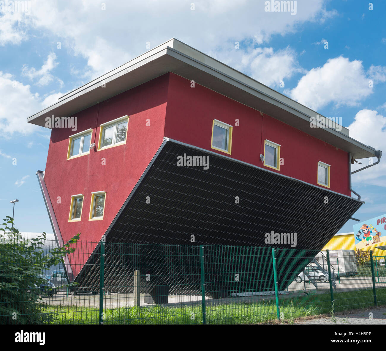Haus Umgedreht Stockfotos Haus Umgedreht Bilder Alamy