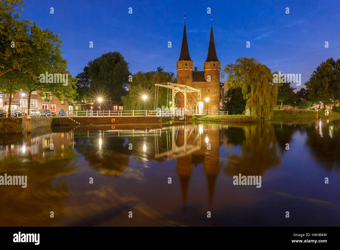 Nacht Osttor, Oostpoort, Delft, Niederlande Stockfoto