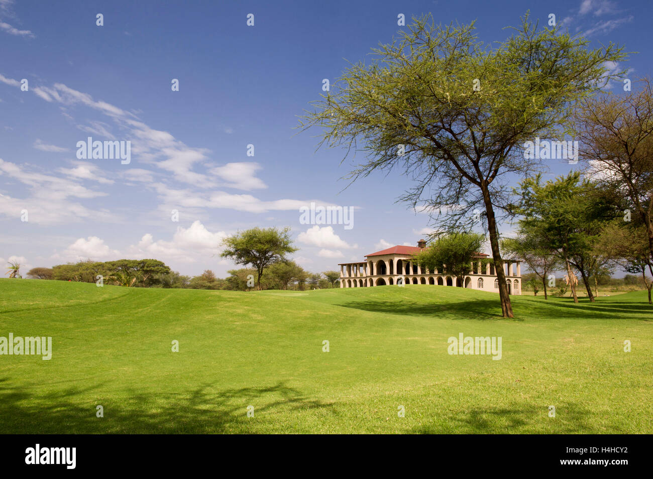 Clubhaus am Kilimanjaro Golf und Wildlife Estate, Arusha, Tansania Stockfoto