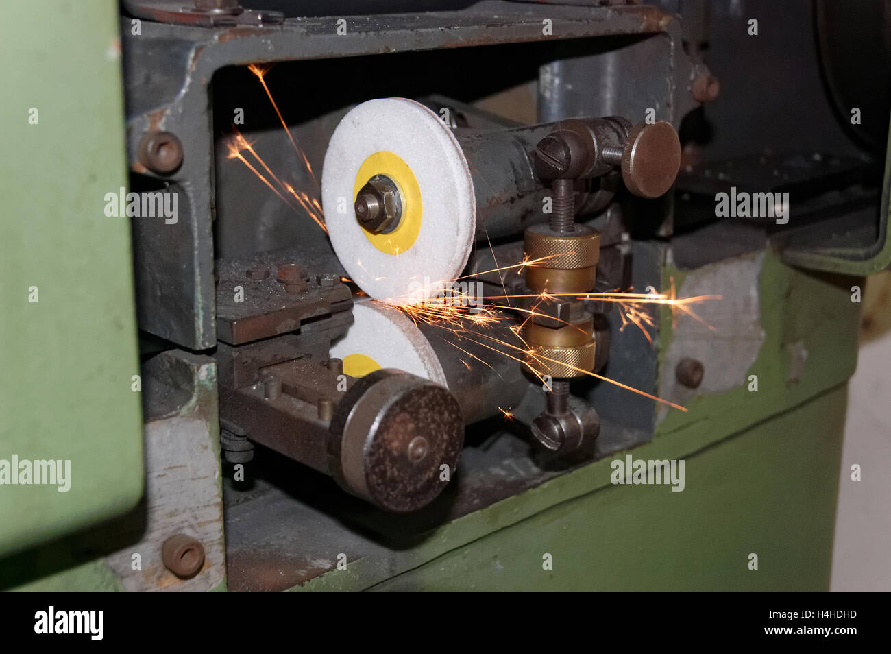 Mechanische Stein zum Schärfen von Messern von Split Maschinen für Leder Stockfoto