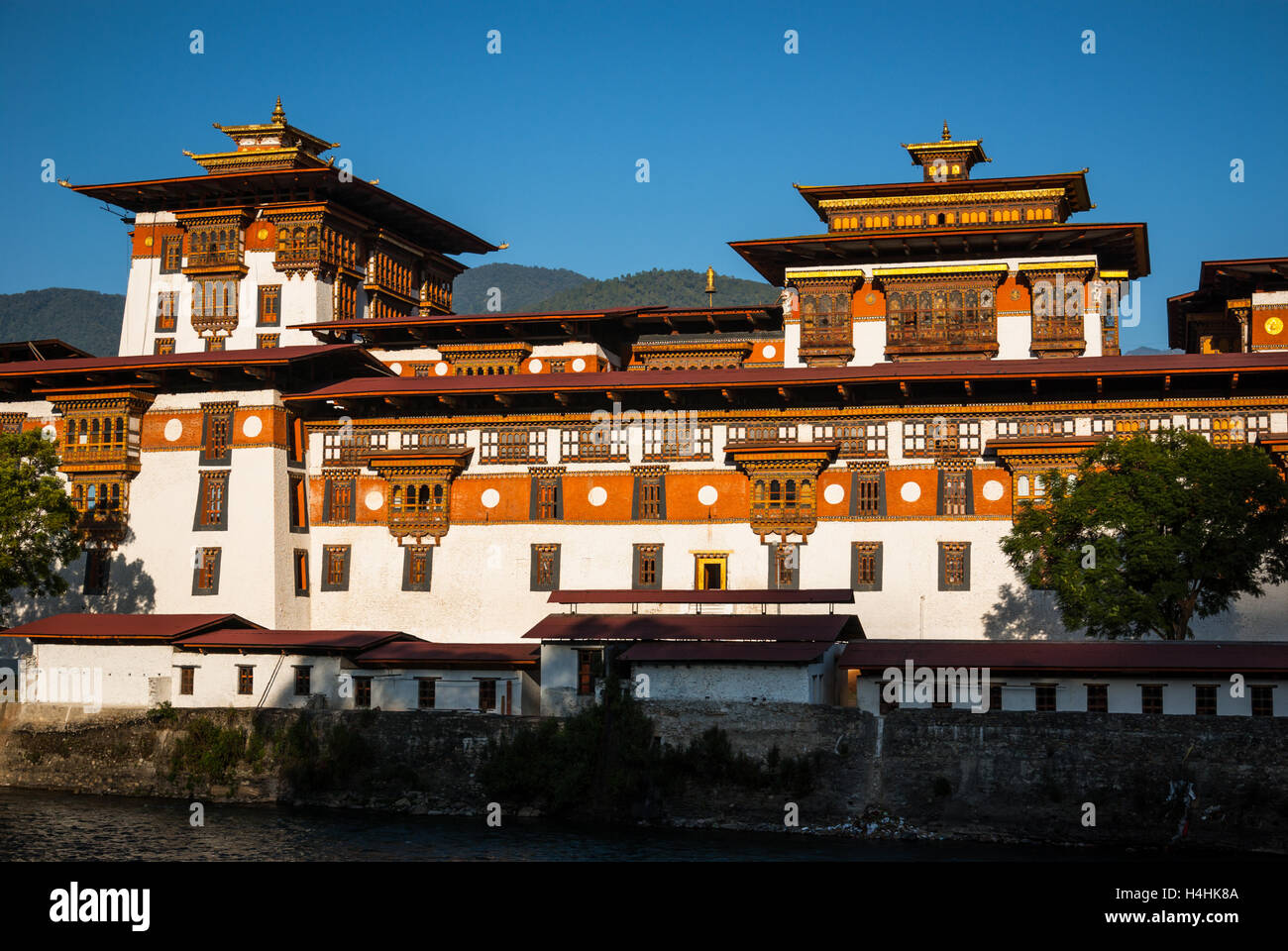 Punakha Dzong, eine riesige Festung Kloster und Verwaltungsgebäude in Bhutan Stockfoto