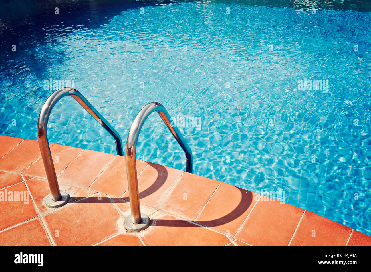 Swimming Pool | Blue Spa-Schwimmbad mit sauberem Wasser Stockfoto
