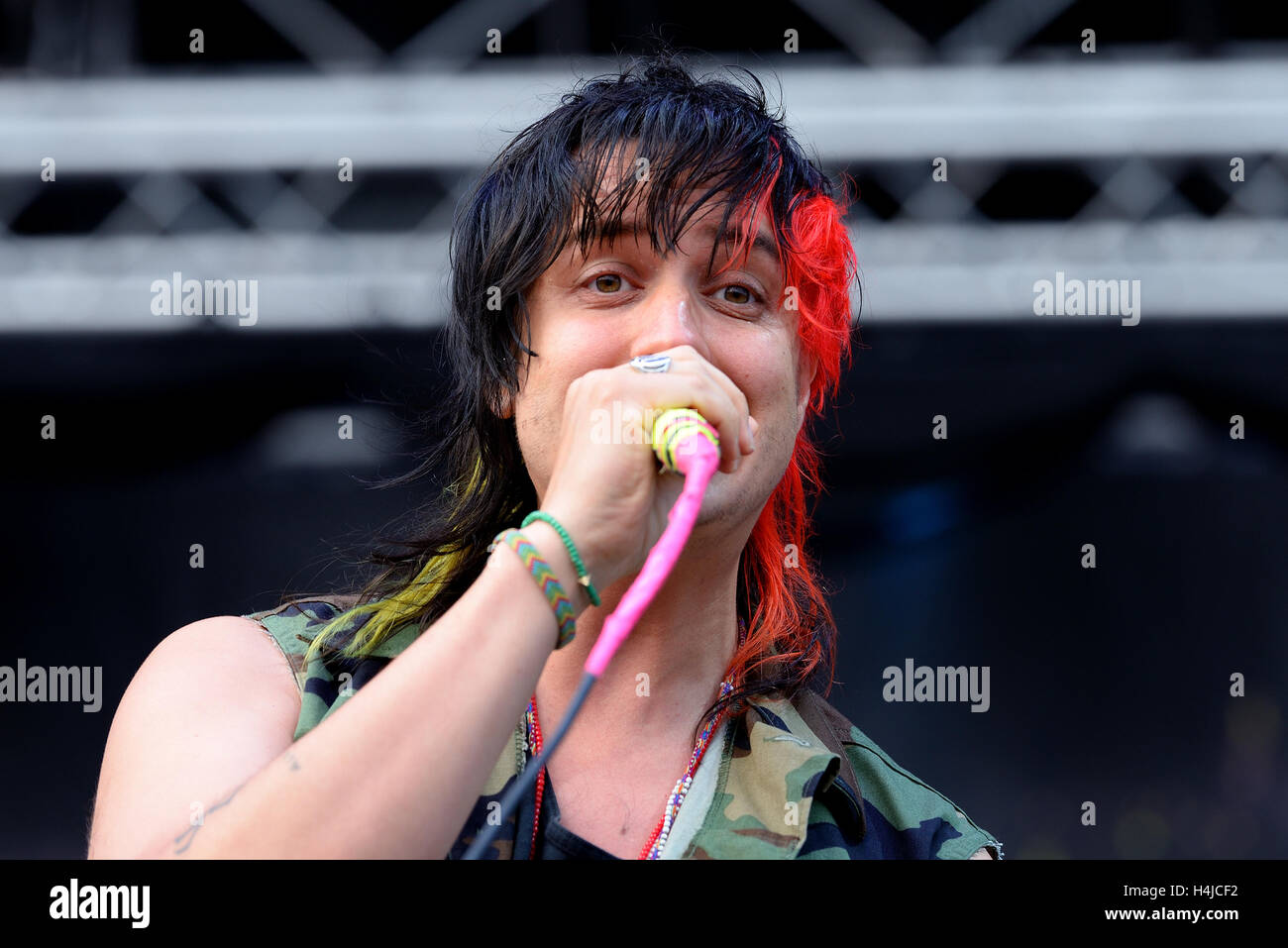 BARCELONA - 29 Mai: Julian Casablancas und The Voidz (Band) führt auf Primavera Sound Festival 2015 am 29. Mai 2015 im Barcelo Stockfoto